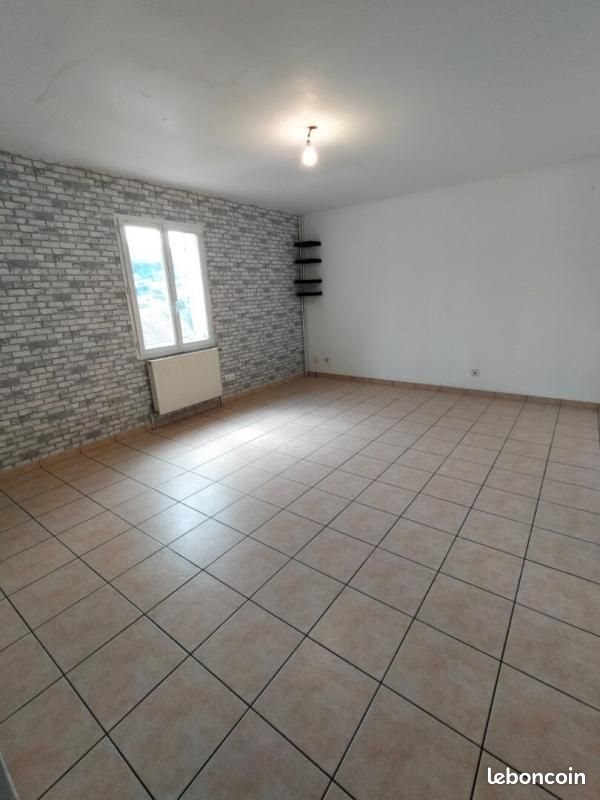 Maison à louer, 109m², Nouzonville