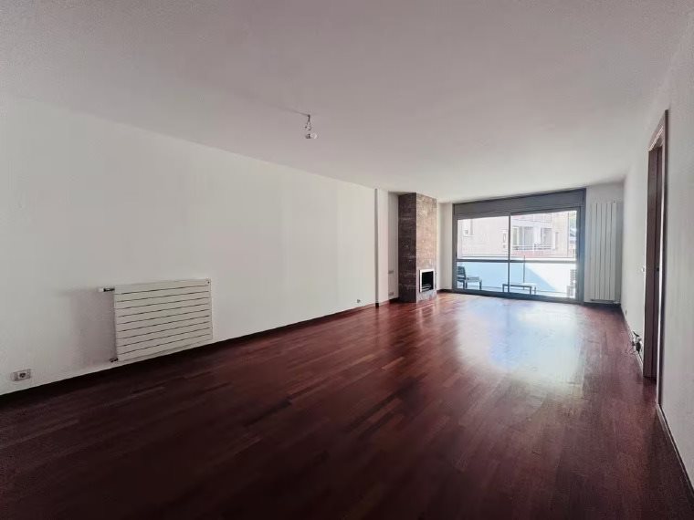 3-bedroom flat for sale in Andorra la Vella · 32 of 33