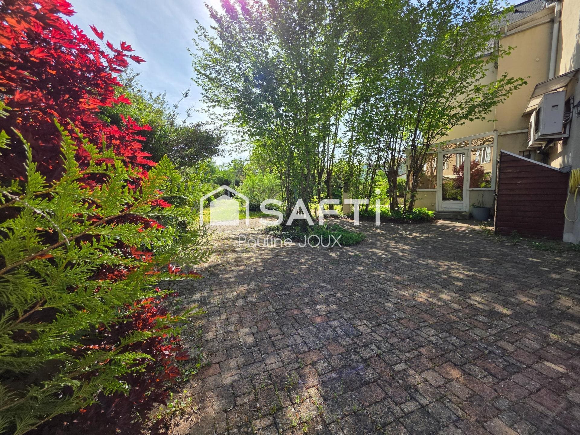 Maison à vendre, 142m², Mirecourt