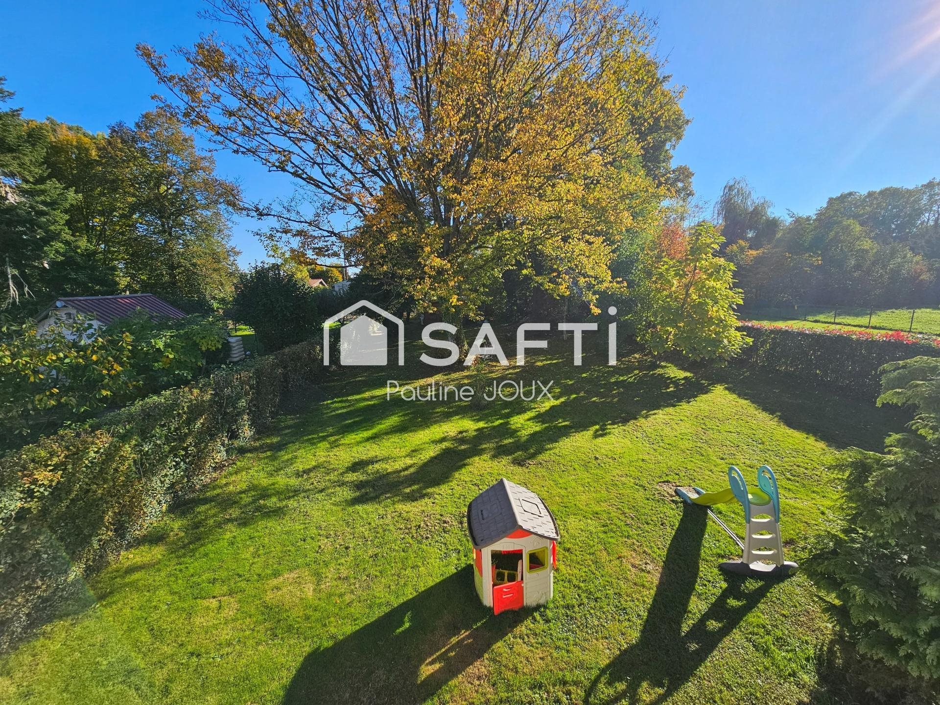 Maison à vendre, 375m², Mirecourt