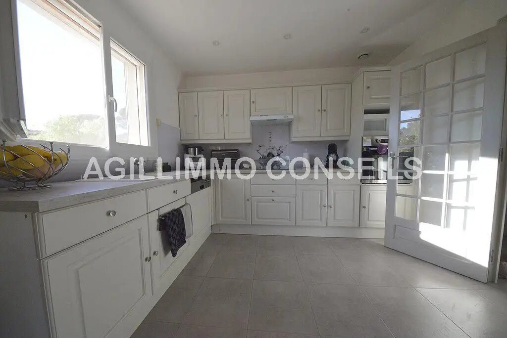 Maison à vendre, 140m², Roquebrune-sur-Argens