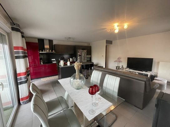Appartement à vendre, 90m², Saint-Genis-Pouilly