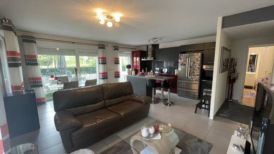 Appartement à vendre, 90m², Saint-Genis-Pouilly