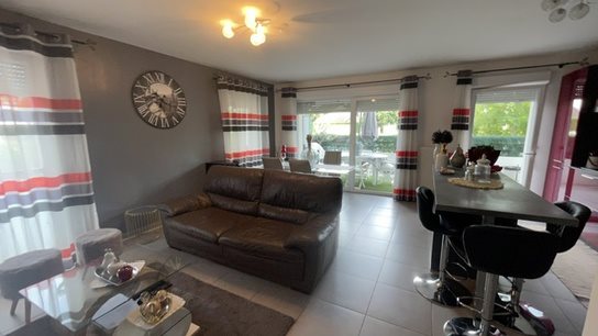 Appartement à vendre, 90m², Saint-Genis-Pouilly