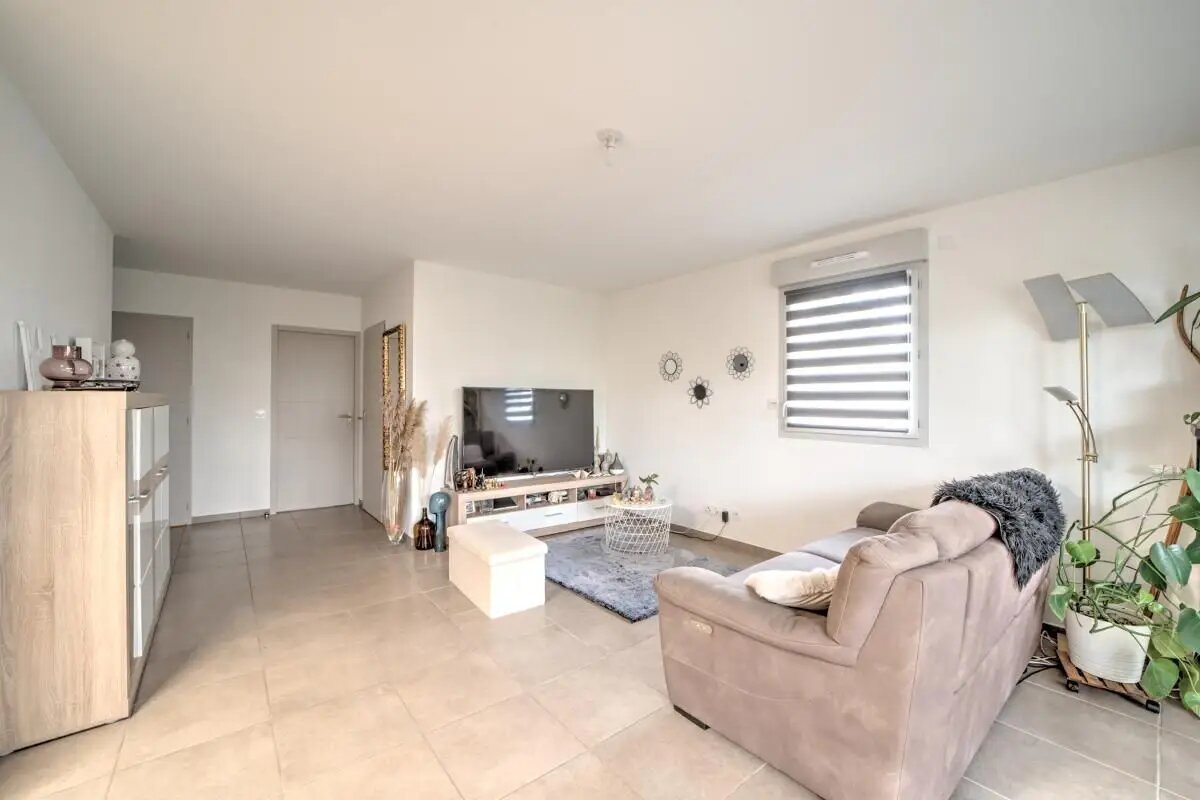Appartement à vendre, 69m², Saint-Genis-Pouilly