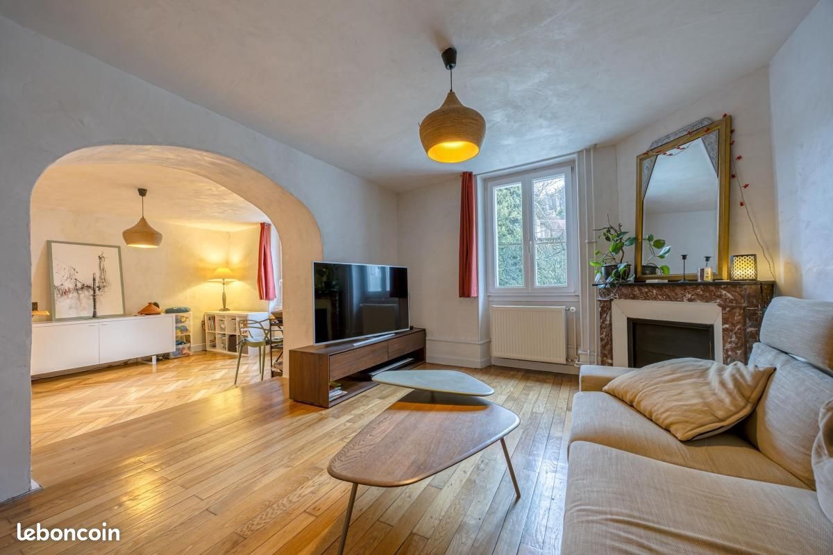 Maison à vendre, 190m², Frangy