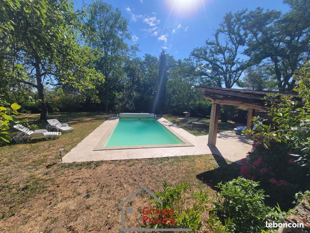 Maison à vendre, 290m², Renaison
