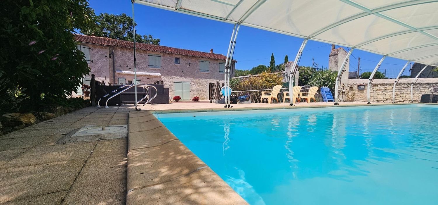Maison à vendre, 210m², La Roche-Rigault