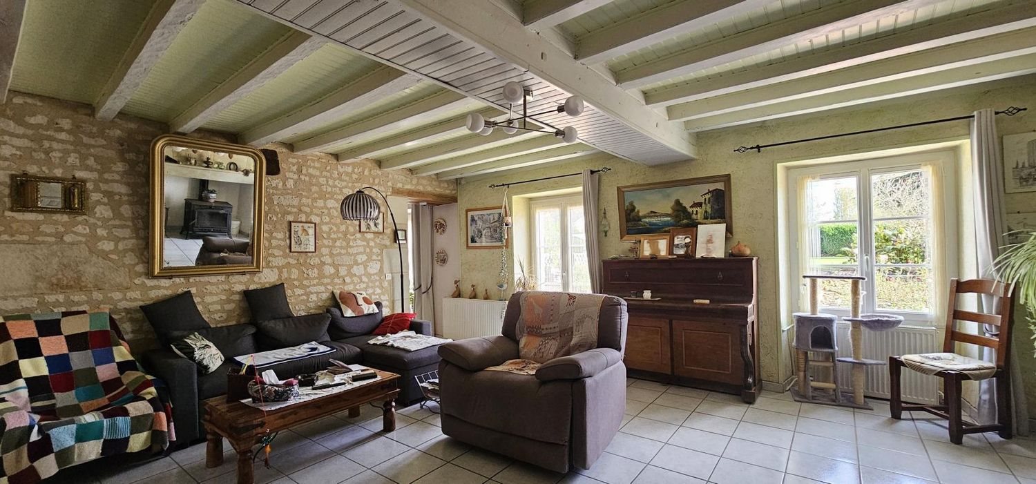 Maison à vendre, 210m², La Roche-Rigault