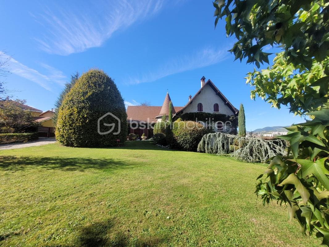 Maison à vendre, 370m², Voiron