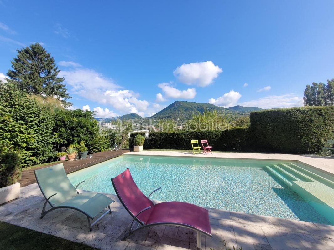Maison à vendre, 370m², Voiron