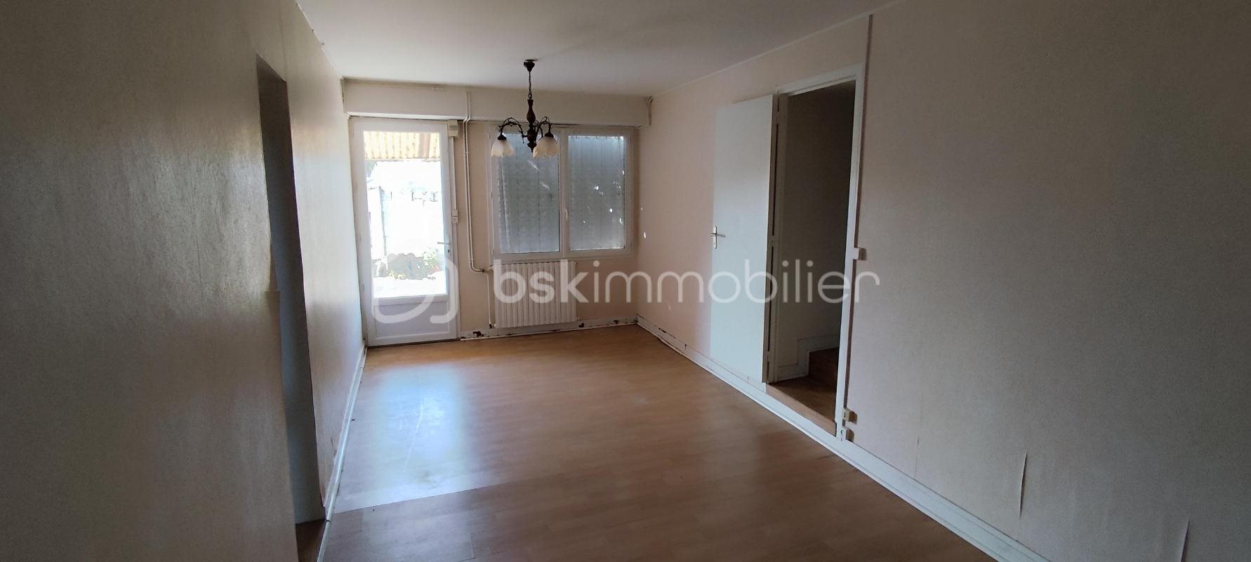 Maison à vendre, 123m², Fougères
