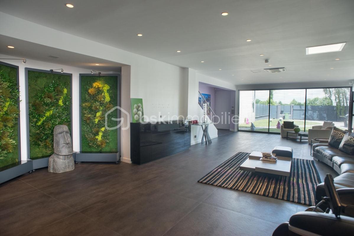 Appartement à vendre, 394m², Pringy