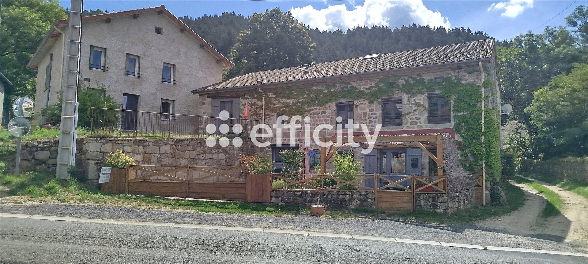 Maison à vendre, 292m², Usson-en-Forez
