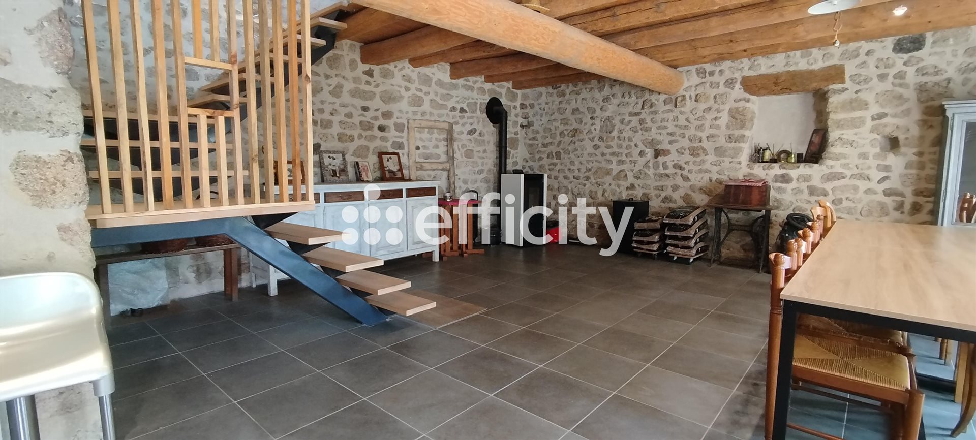 Maison à vendre, 250m², Usson-en-Forez
