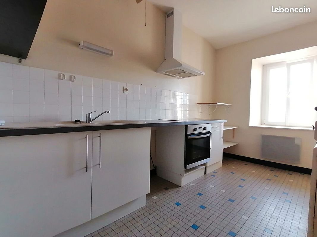 Appartement à louer, 94m², Saint-Hilaire-des-Loges