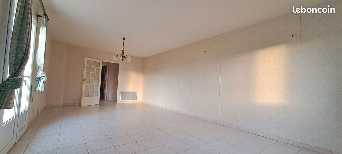 Maison à louer, 108m², Champdeniers-Saint-Denis