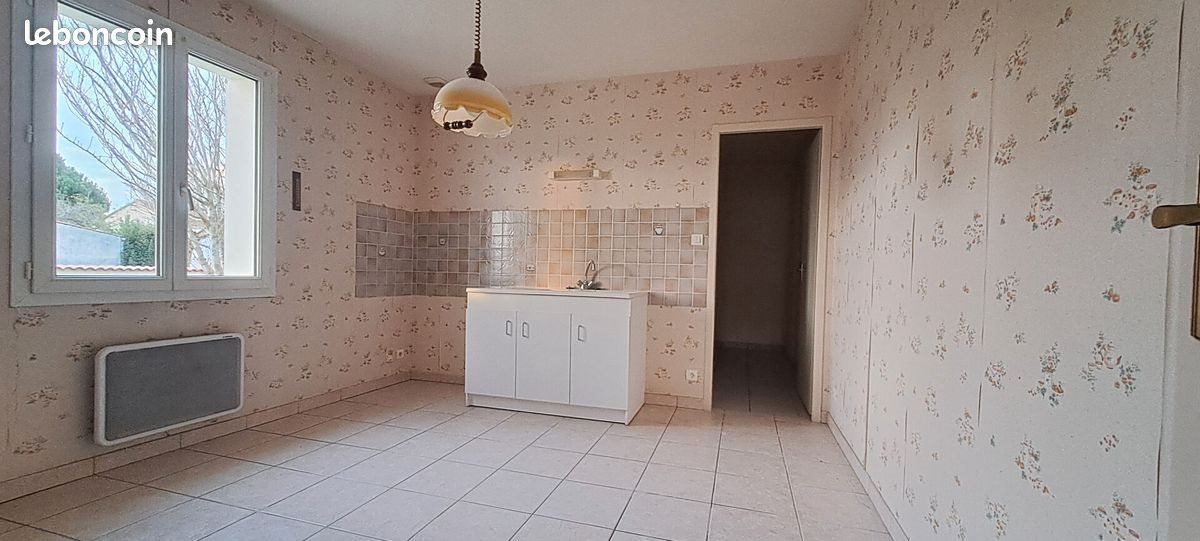 Maison à louer, 108m², Champdeniers-Saint-Denis