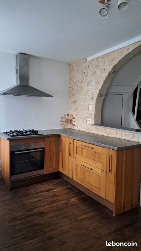 Maison à louer, 120m², Coulonges-sur-l'Autize