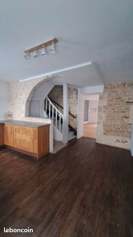 Maison à louer, 120m², Coulonges-sur-l'Autize