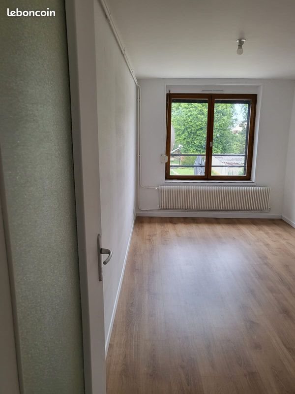 Appartement à louer, 53m², Warcq