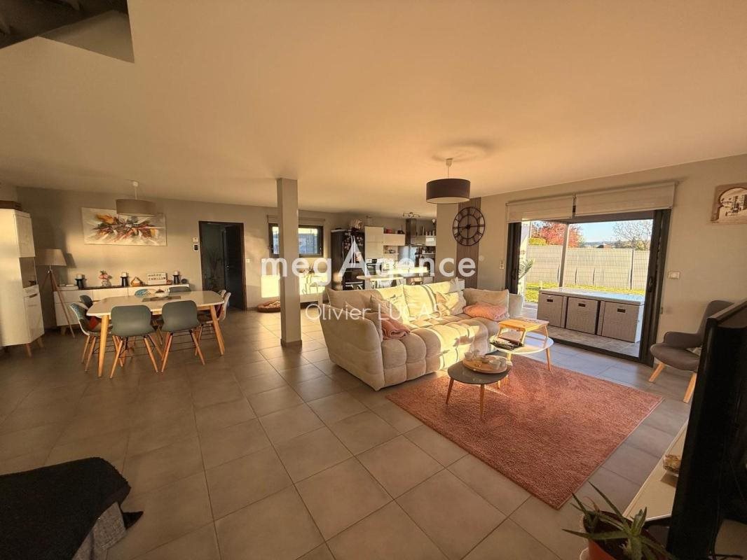 Maison à vendre, 156m², Montfort-sur-Risle
