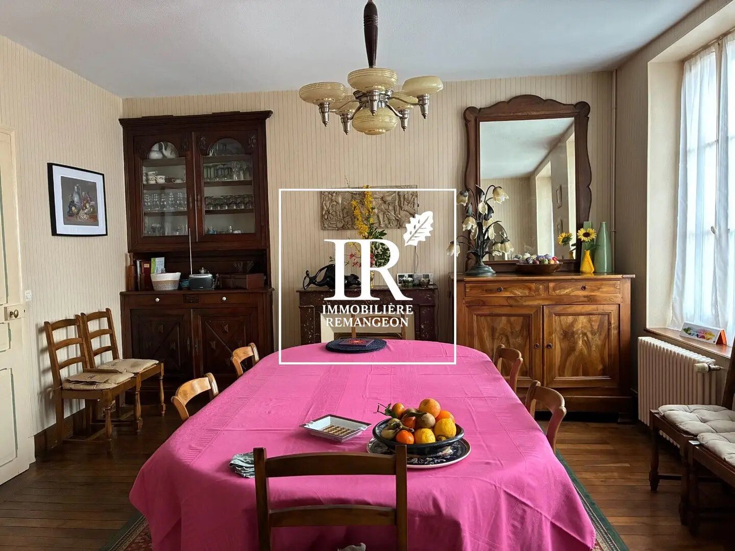 Maison à vendre, 215m², Brinon-sur-Sauldre