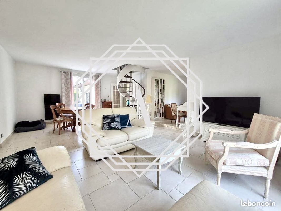 Maison à vendre, 118m², Chambly