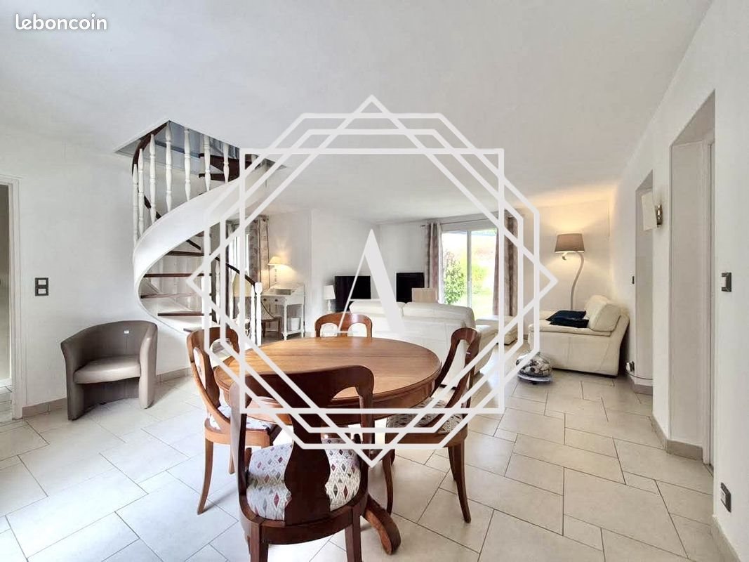 Maison à vendre, 118m², Chambly