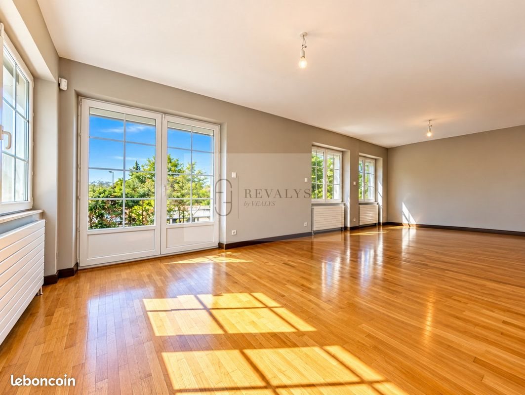 Maison à vendre, 114m², Brochon