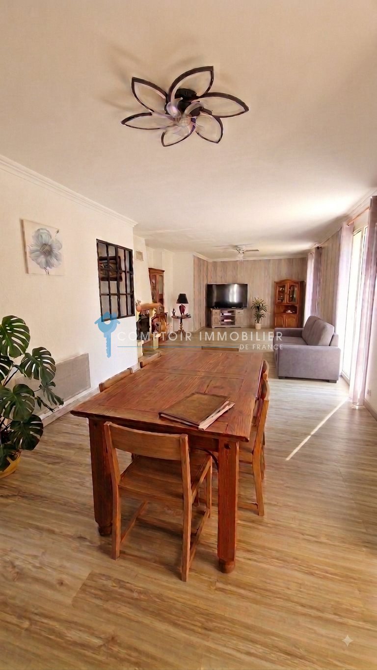 Maison à vendre, 99m², Saint-Julien-les-Rosiers