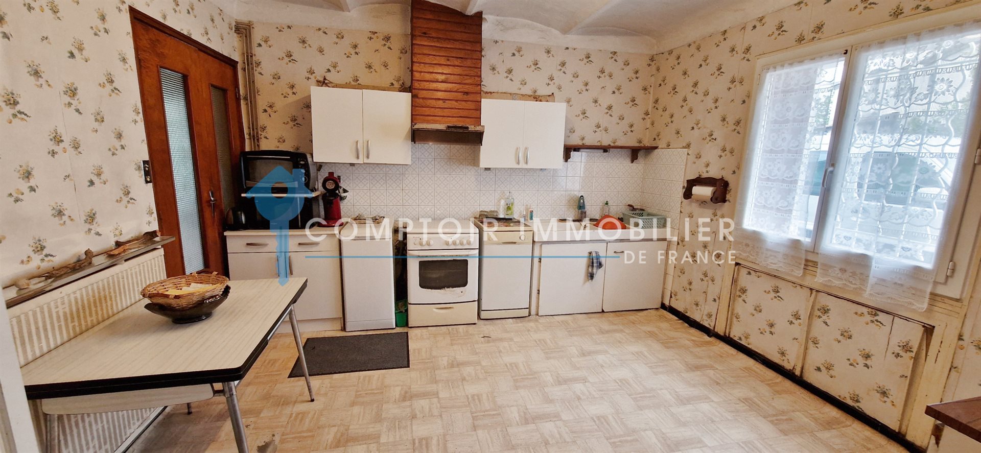 Maison à vendre, 97m², Saint-Julien-les-Rosiers