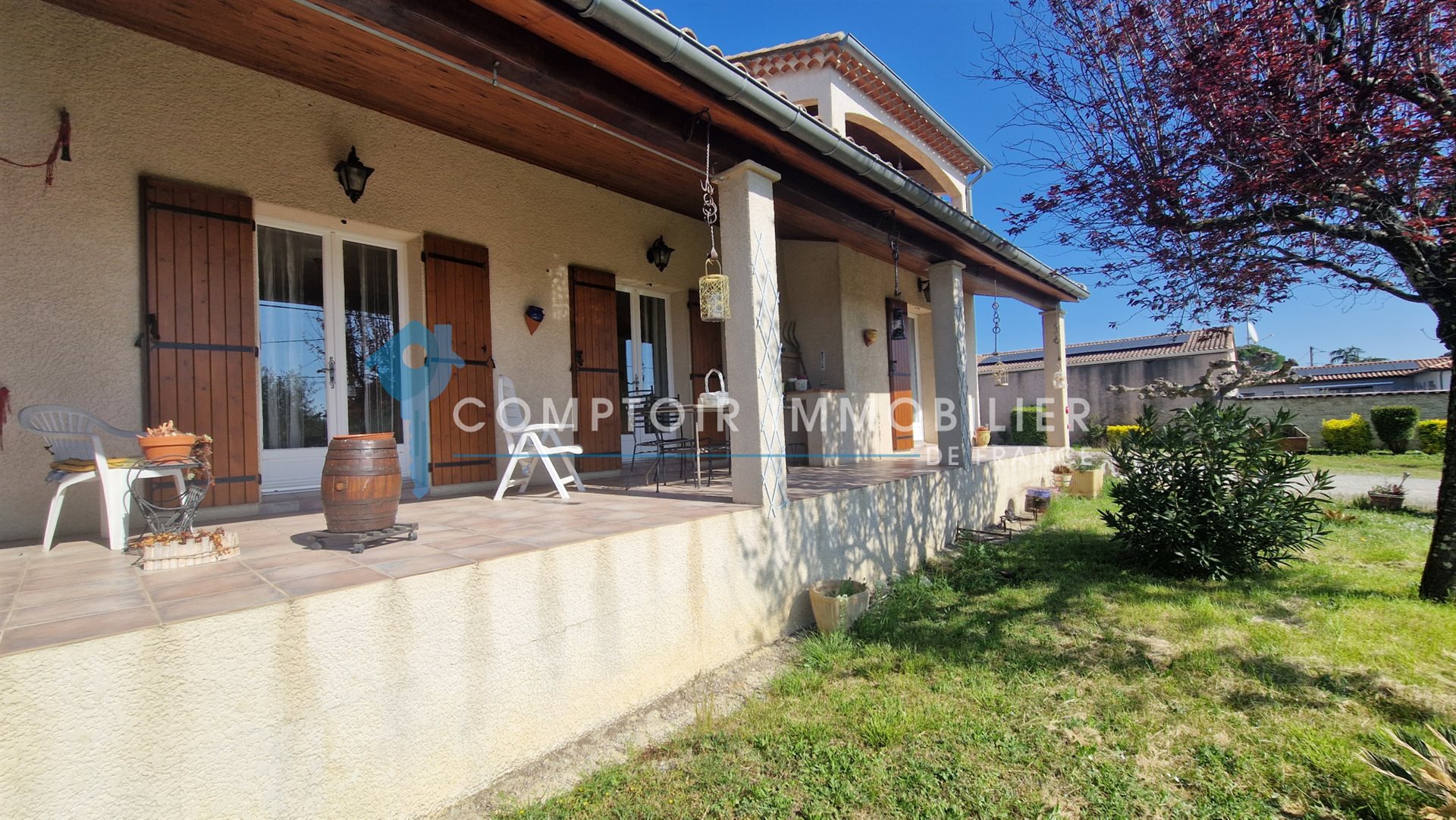 Maison à vendre, 145m², Saint-Julien-les-Rosiers