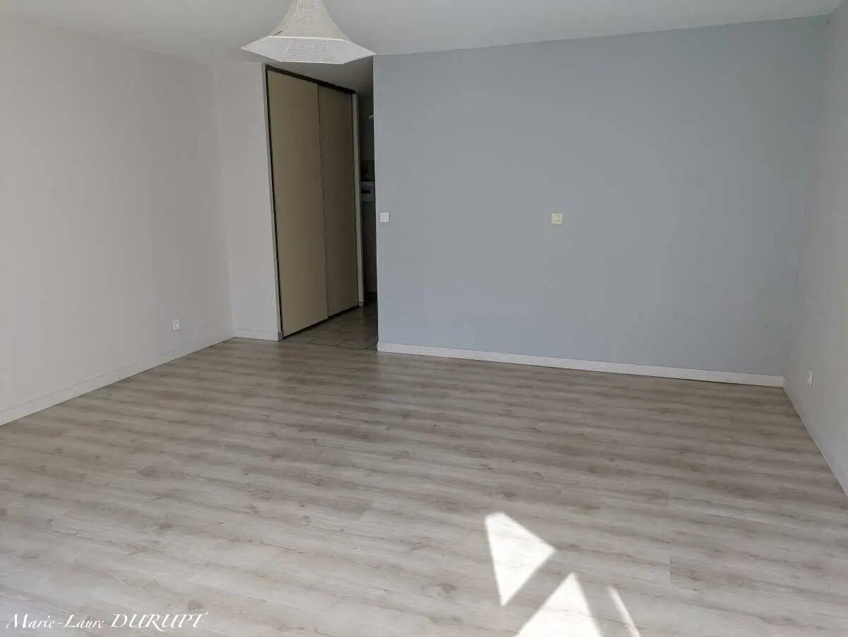Appartement à vendre, 32m², Thorigny-sur-Oreuse