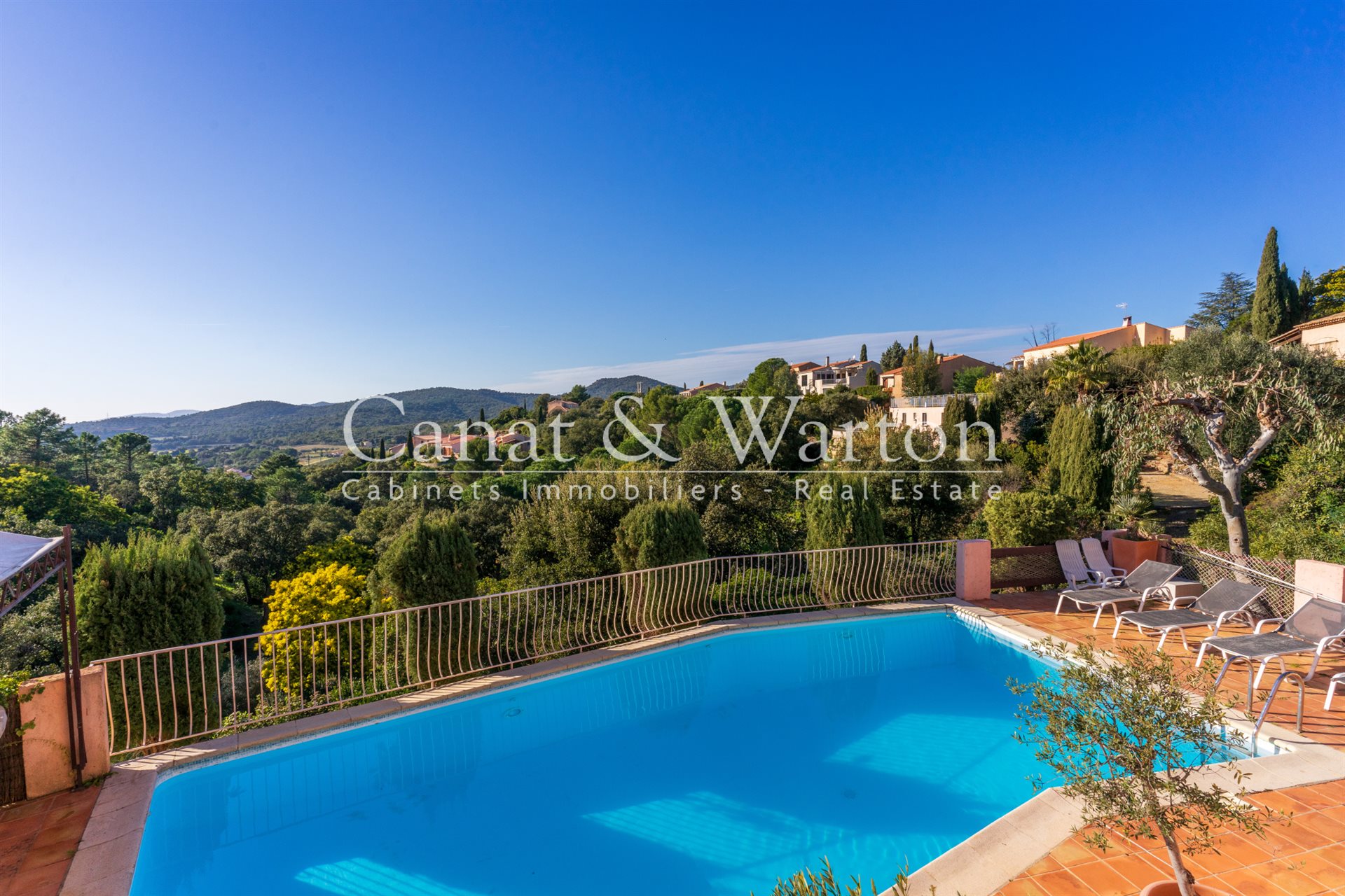 Maison à vendre, 200m², La Londe-les-Maures