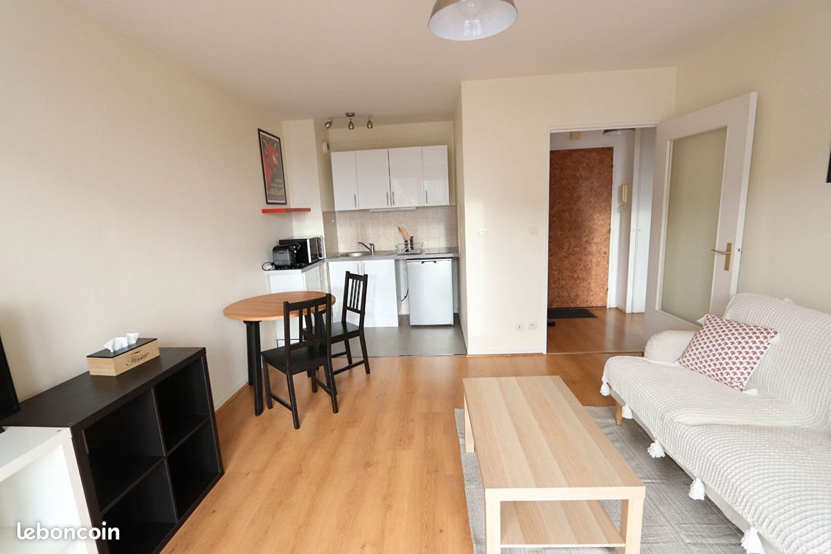 Appartement à louer, 35m², Orléans