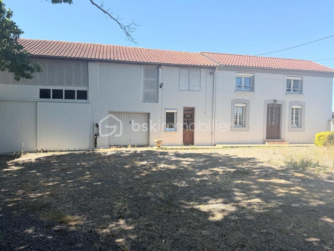Maison à vendre, 127m², Villecomtal-sur-Arros