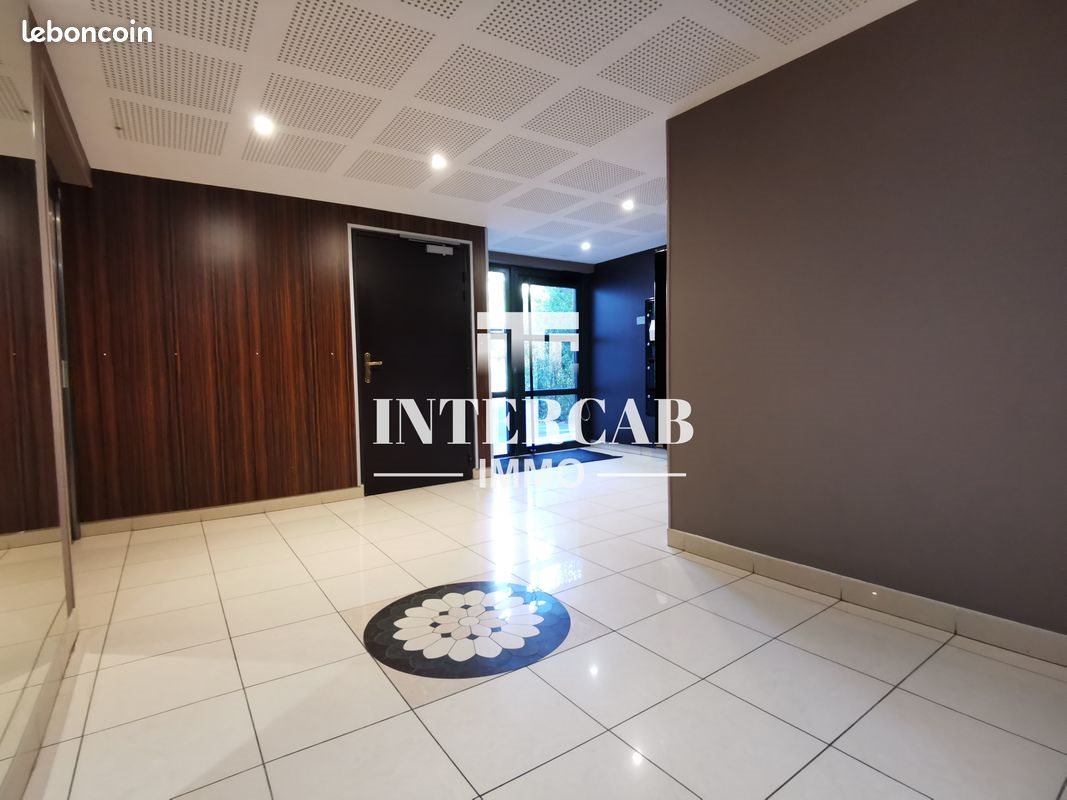 Appartement à vendre, 64m², Reims