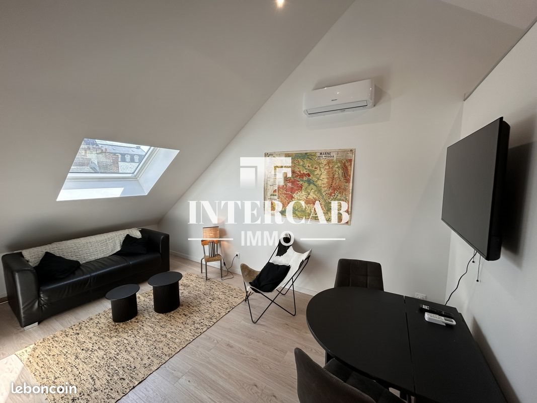 Appartement à louer, 38m², Reims