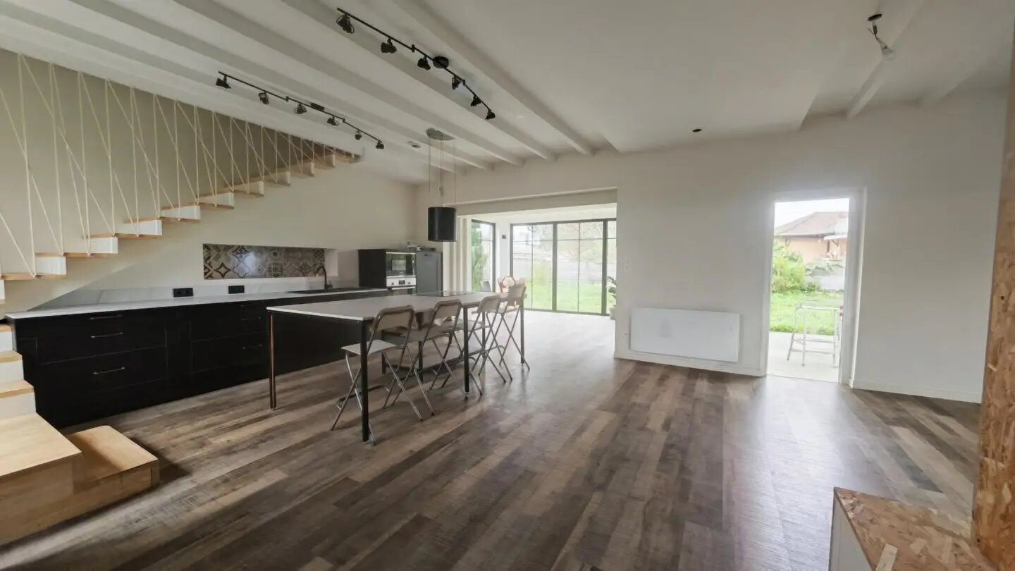 Maison à vendre, 187m², Chavanoz