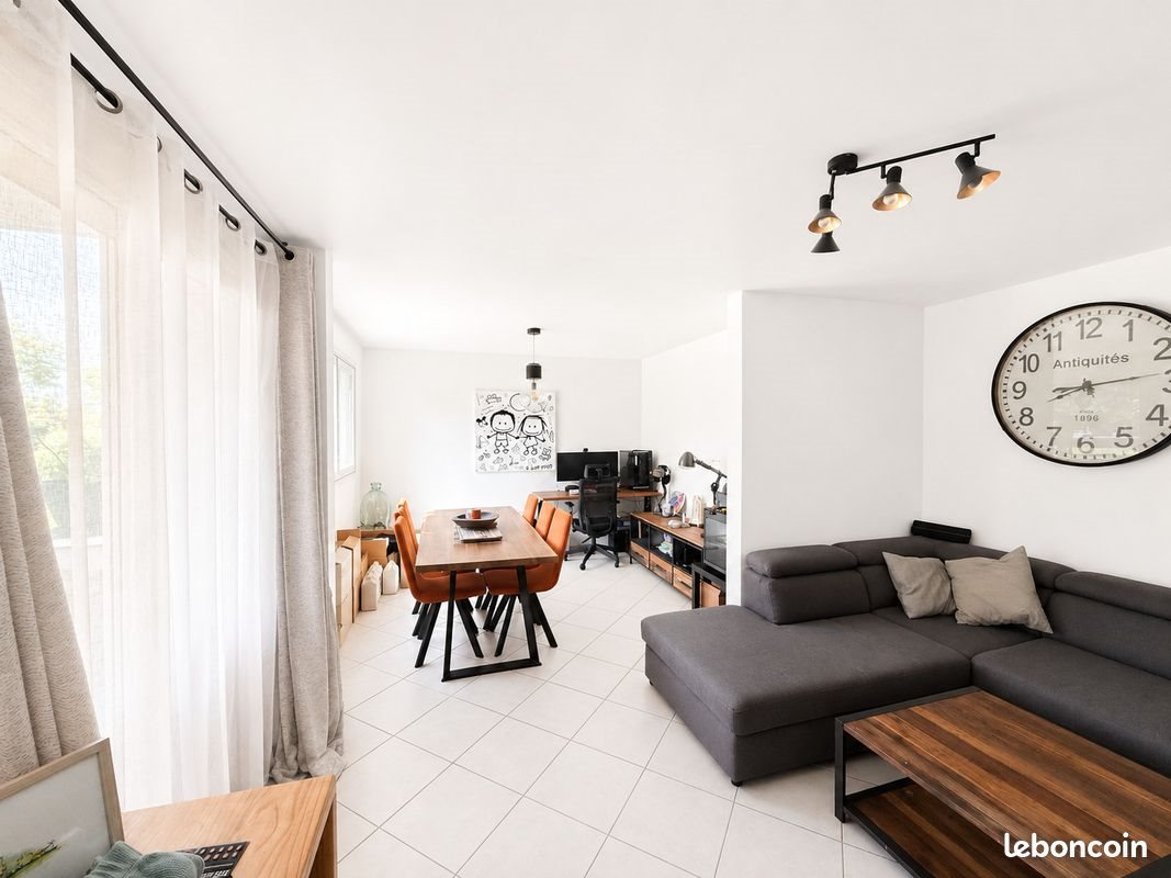 Appartement à vendre, 75m², Saint-Priest