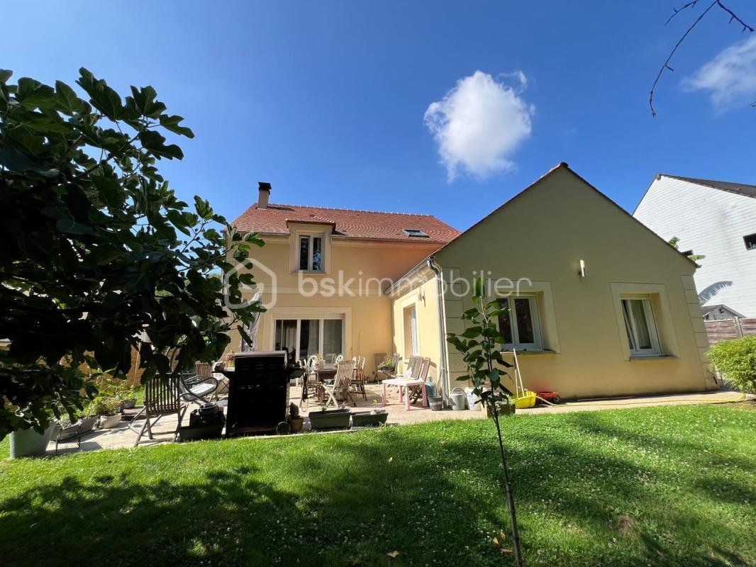 Maison à vendre, 142m², Saclas