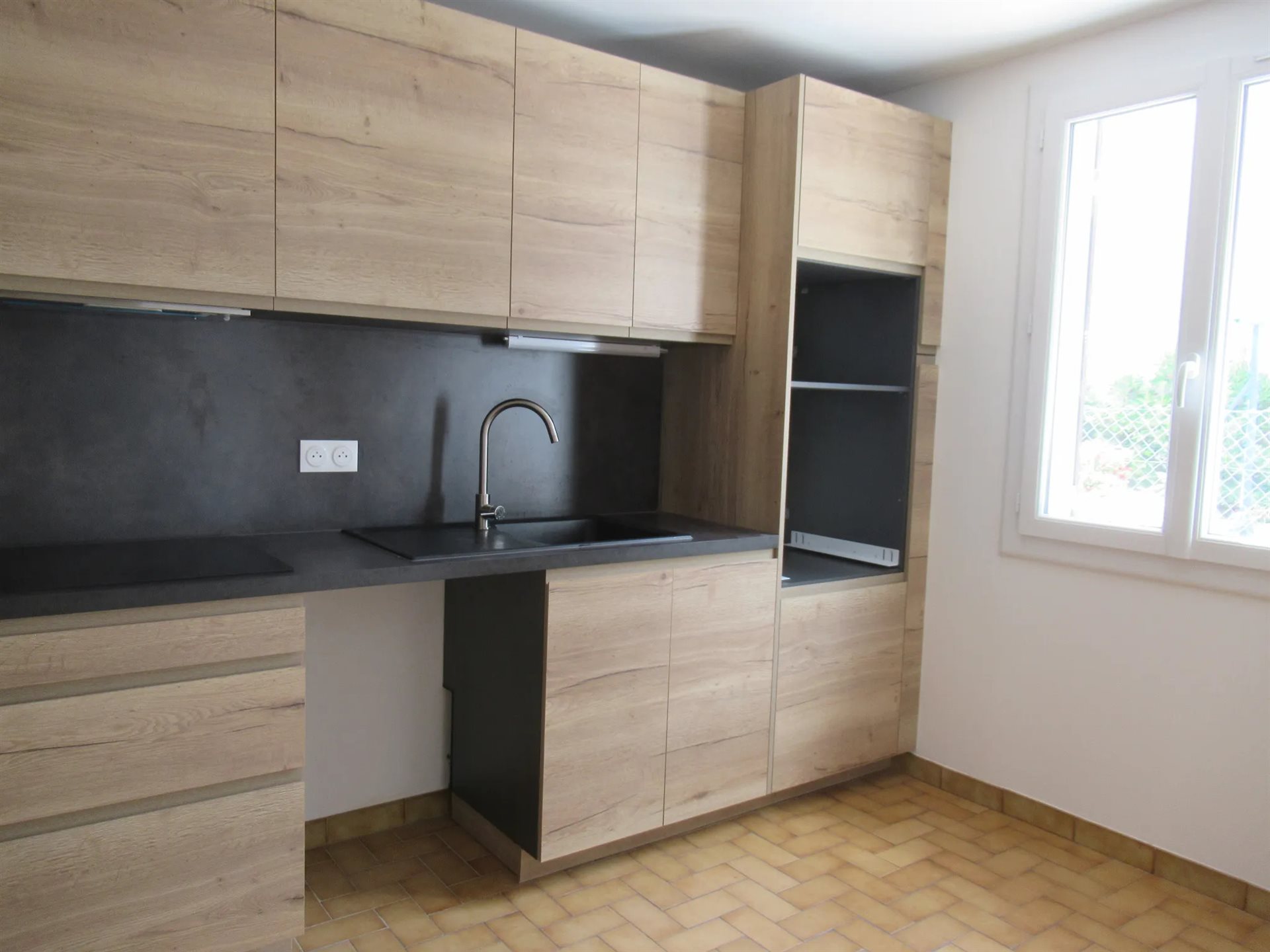 Maison à louer, 95m², Sausset-les-Pins