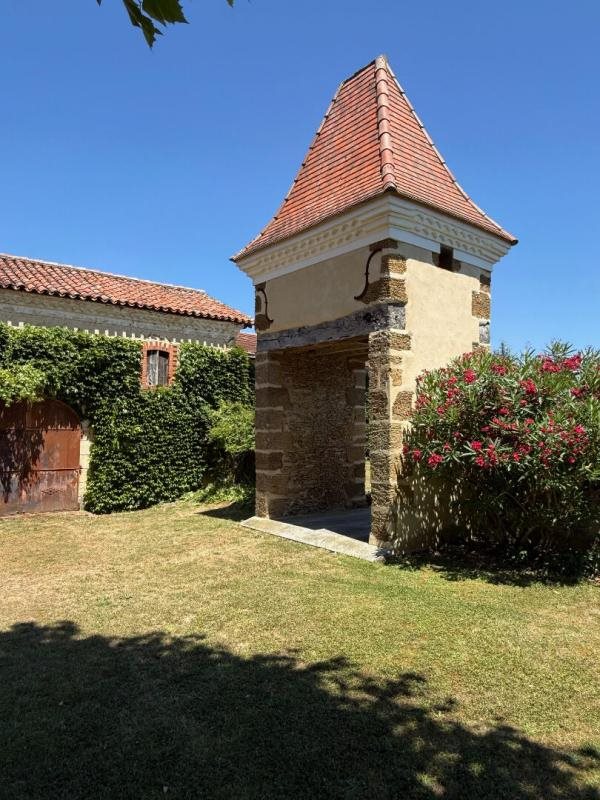 Maison à vendre, 430m², Villeneuve-de-Marsan