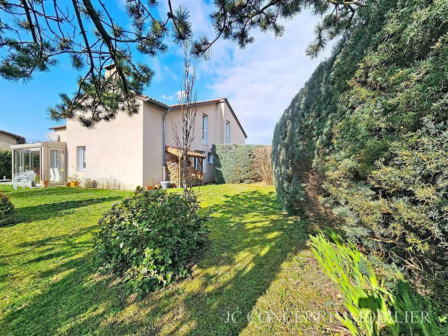 Maison à vendre, 165m², Charnay-lès-Mâcon