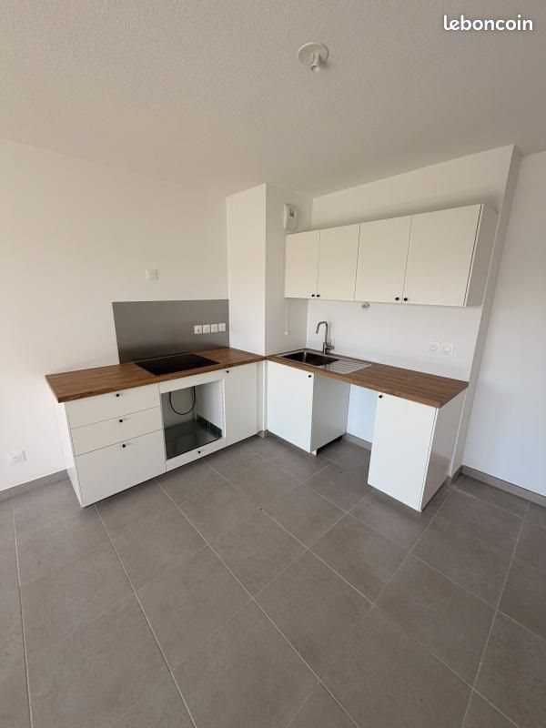 Appartement à louer, 62m², Marseille 12ème