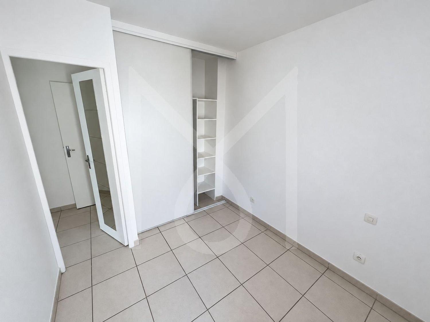 Appartement à louer, 30m², Septèmes-les-Vallons