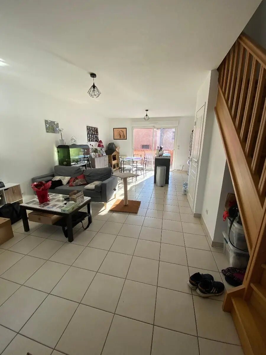 Appartement à louer, 70m², Mions