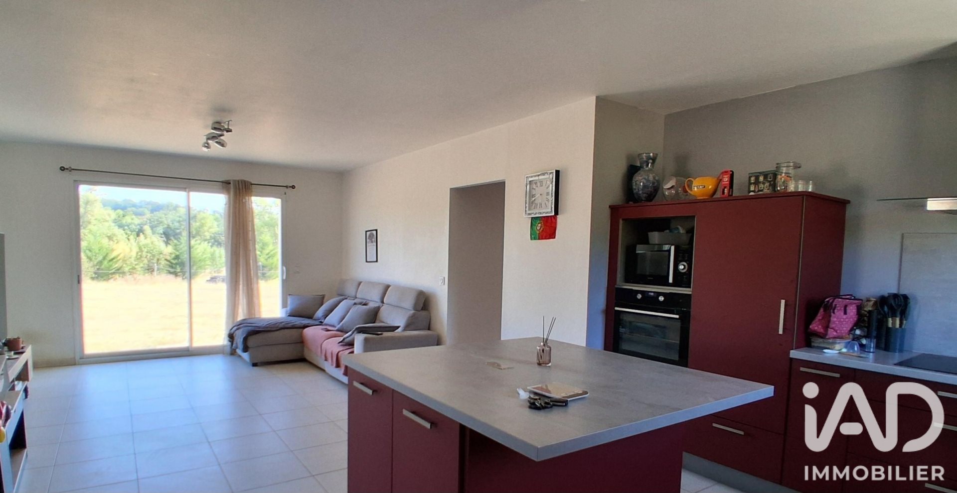Maison à vendre, 99m², Montazeau