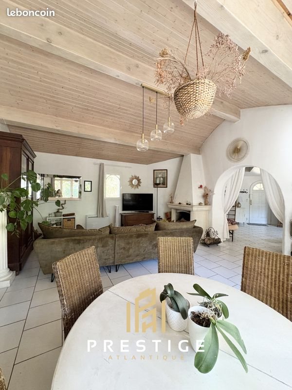 Maison à vendre, 137m², Clavette